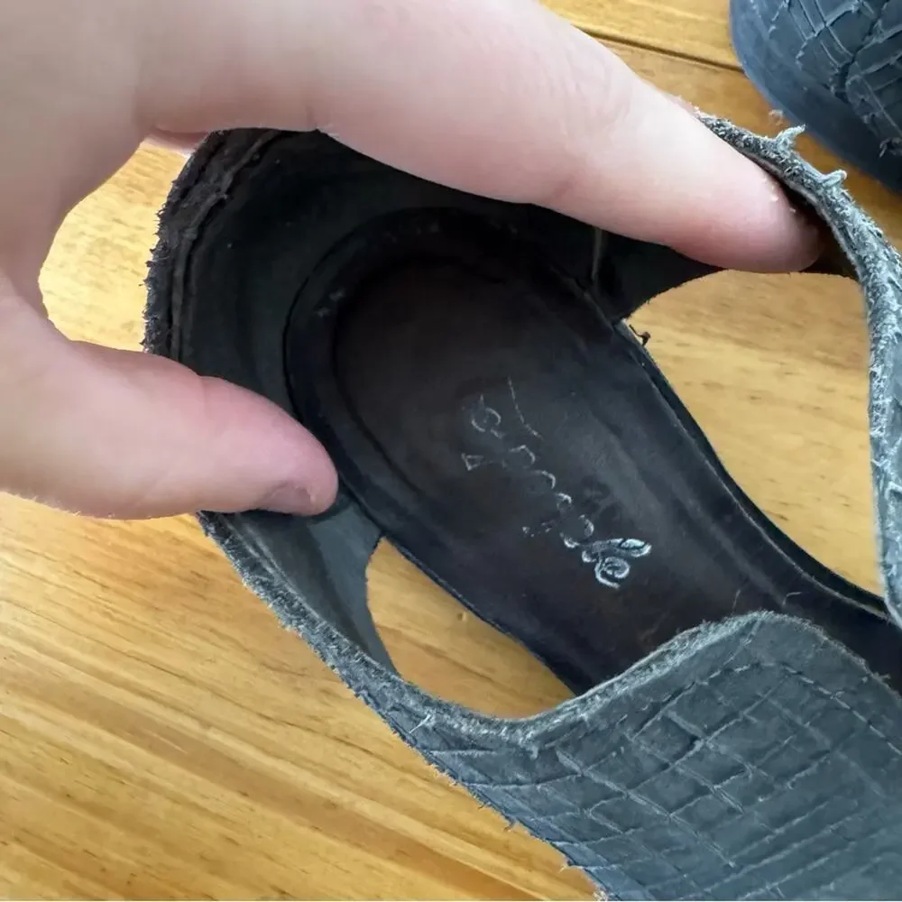 Free People Open Toe Cut Out Gray Textured Leather Flats Size 38